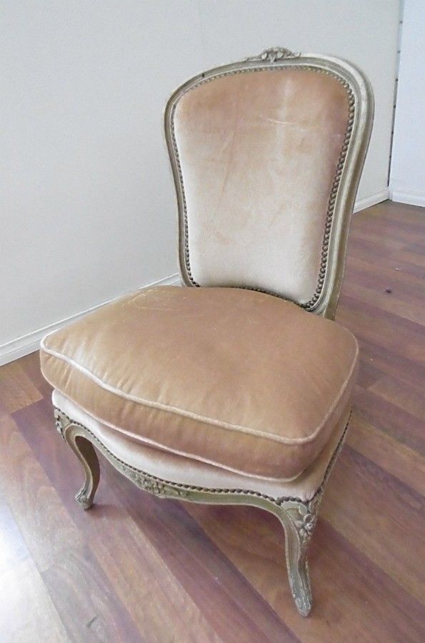 A French Louis Xv Style Painted Bedroom Chair Seating