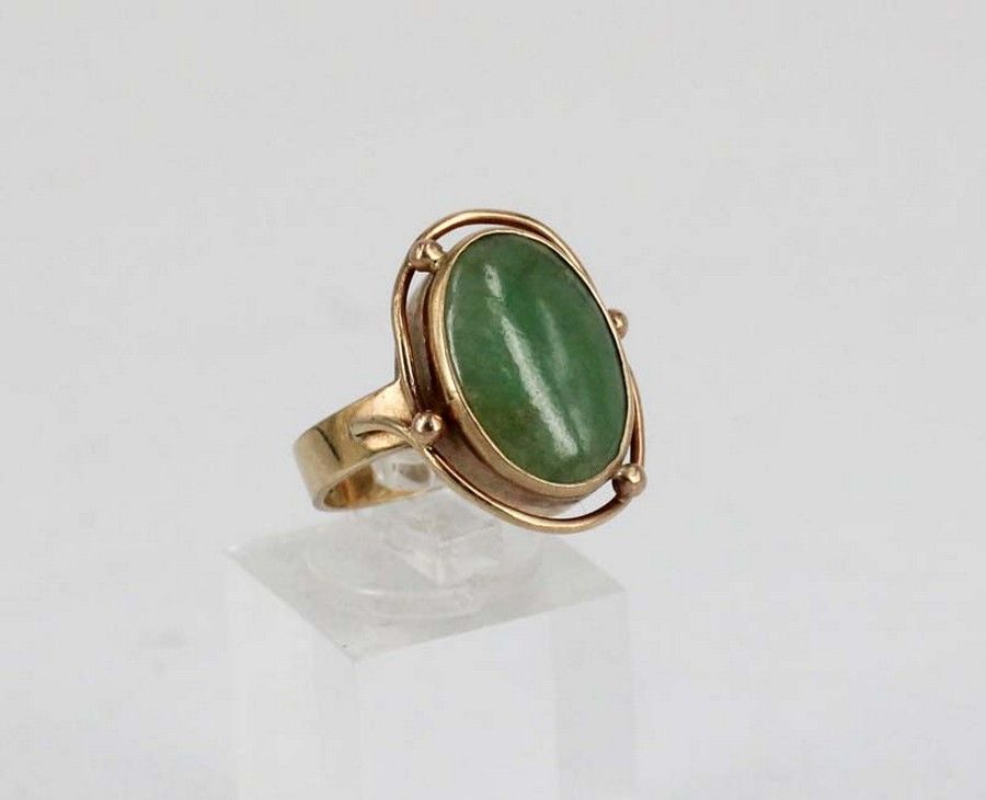 Vintage 9ct Gold Jade Ring with Beaded Mount - Rings - Jewellery