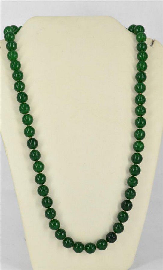 Malaysian Jade Beaded Necklace - 59 cm Length - Necklace/Chain - Jewellery