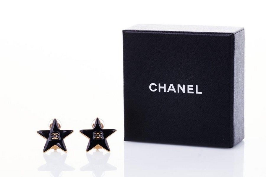 Chanel Minaudière, The Ultimate Show-Stopping Evening Bag
