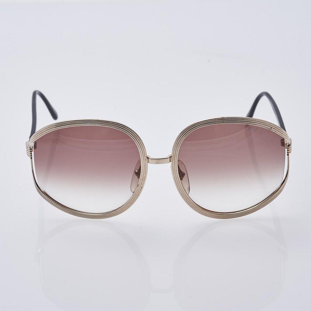 Christian Dior Oversized Sunglasses with Gold Tone Frames - Sunglasses ...