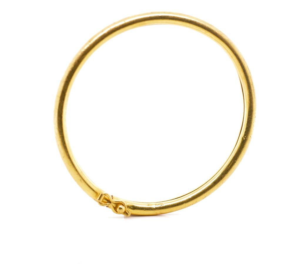 22ct Yellow Gold Bangle with Bayonet Clasp and Safety Catch - Bracelets ...