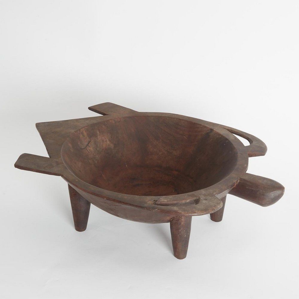 A Turtle Shaped Tanoa Kava Bowl Fiji Kava Bowls Are Used In Se