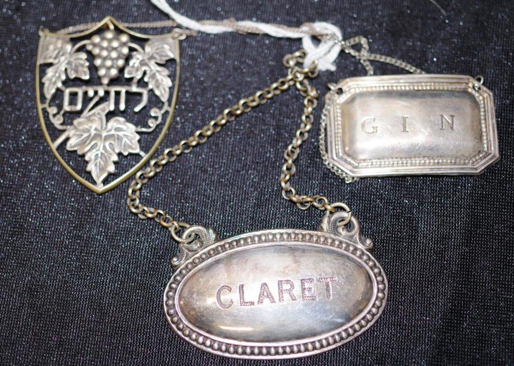 Silver Plate Decanter Labels with Grape Vine Decoration Wine Labels