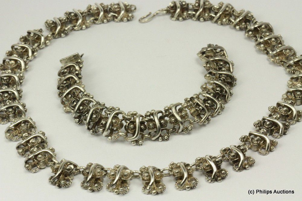 Thai Artisan Silver Necklace and Bracelet Set - Zother - Oriental