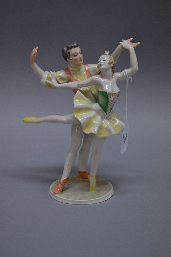 Dancing Couple Figurine - Hutschenreuther - Ceramics