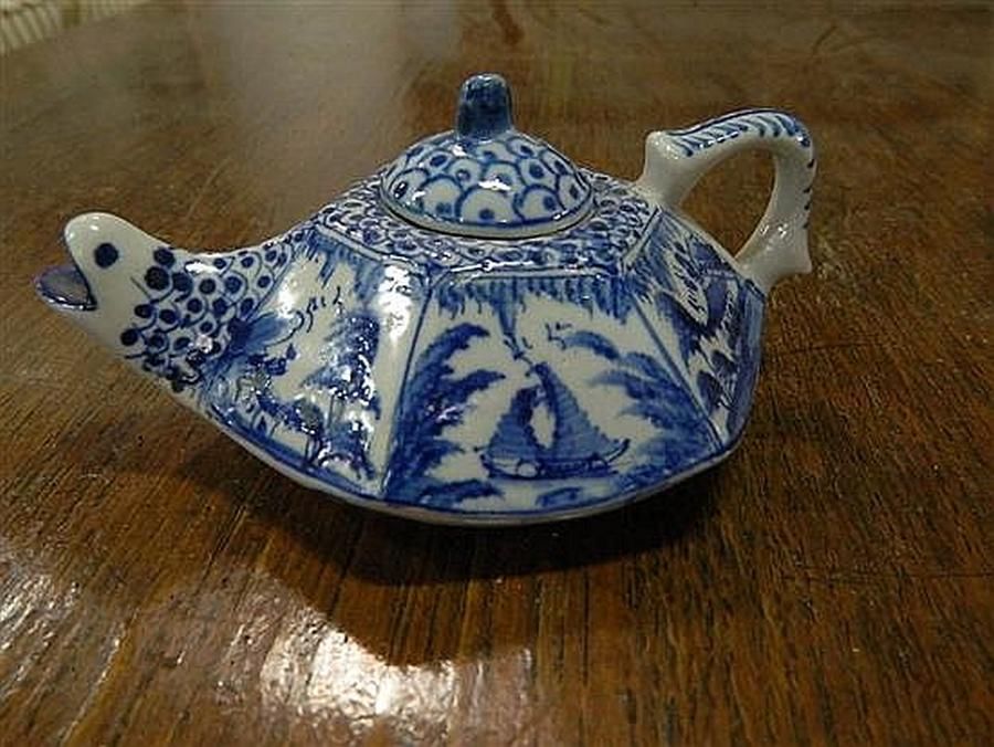 A blue and white porcelain miniature tea pot Blue & White Ceramics