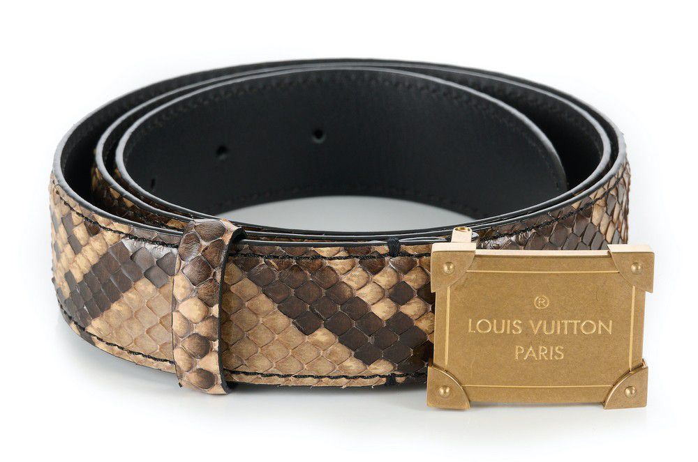 Sold at Auction: Louis Vuitton Mens Belt