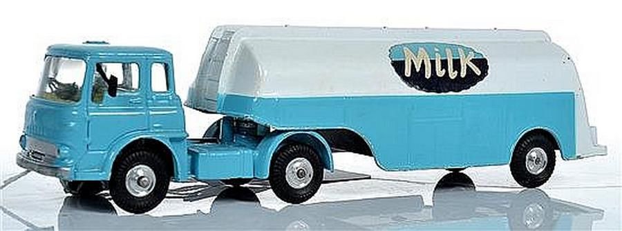 Blue/white Bedford Tk articulated milk tanker by Corgi Major - Branded -  Corgi - Toys u0026 Models