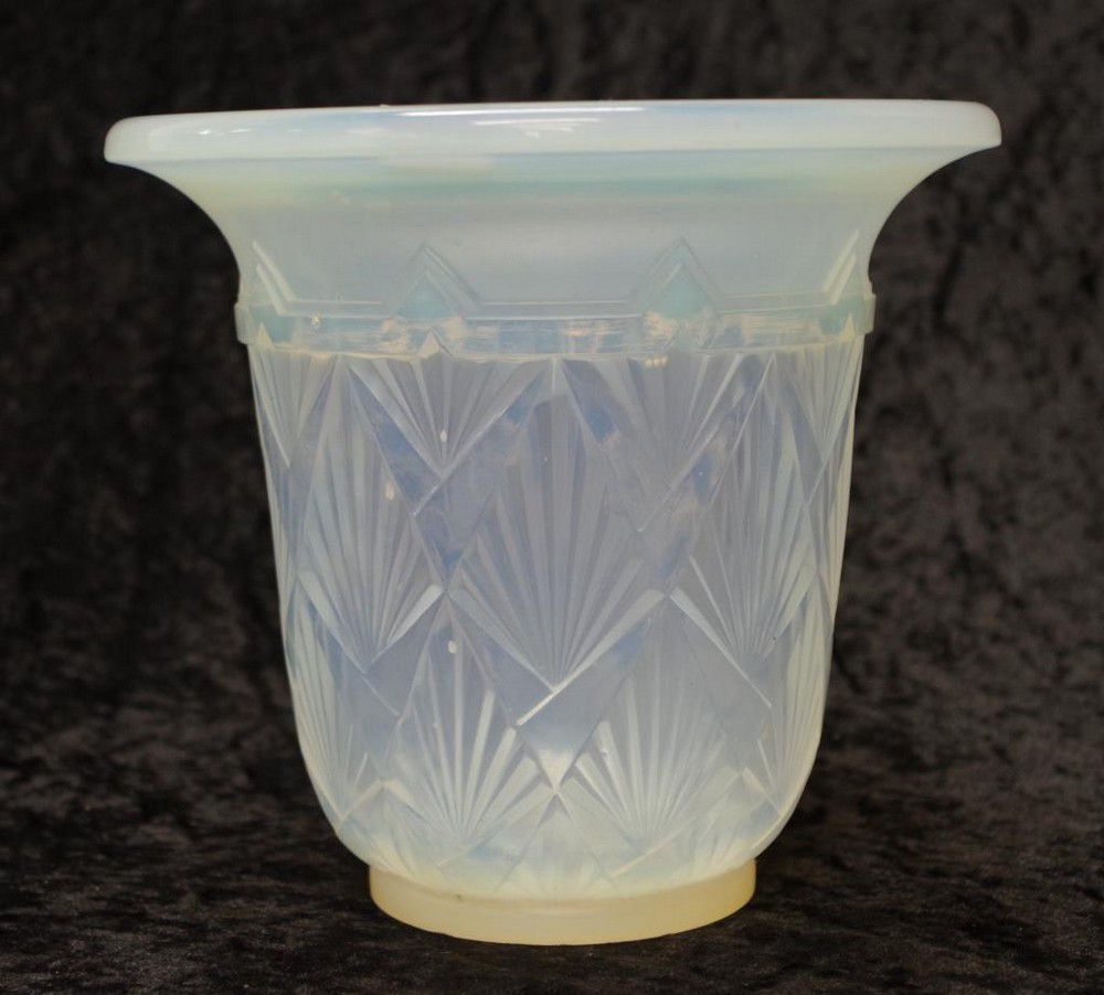 Art Deco Etling French Opalescent Glass Vase Marked To Base … French