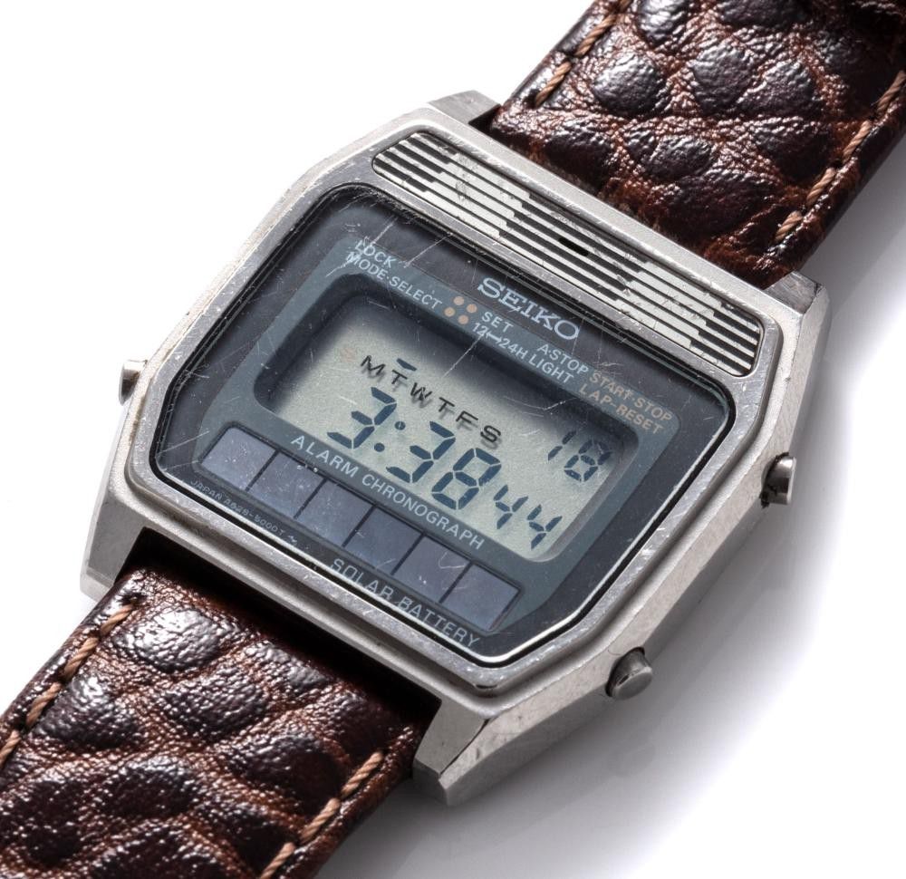A vintage Seiko alarm chronograph Solar battery wristwatch, ref.… - Watches  - Wrist - Horology (Clocks & watches)