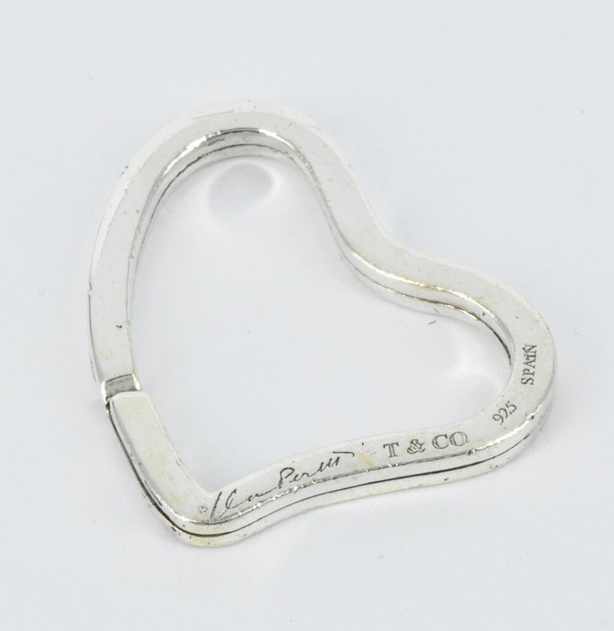 A Tiffany & Co key ring, 'Open Heart' designed by Elsa Peretti 
