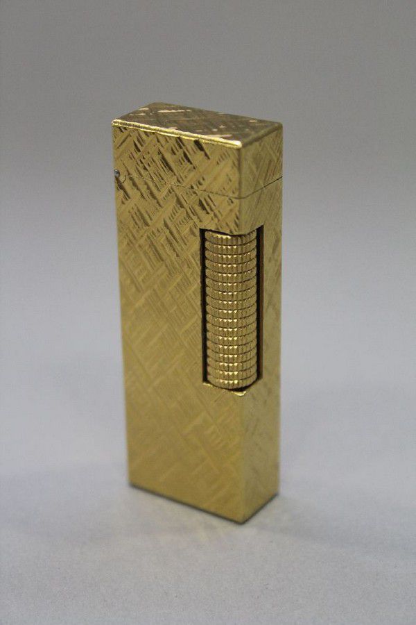 Vintage Dunhill Blue Gold Rollagas Lighter | lupon.gov.ph