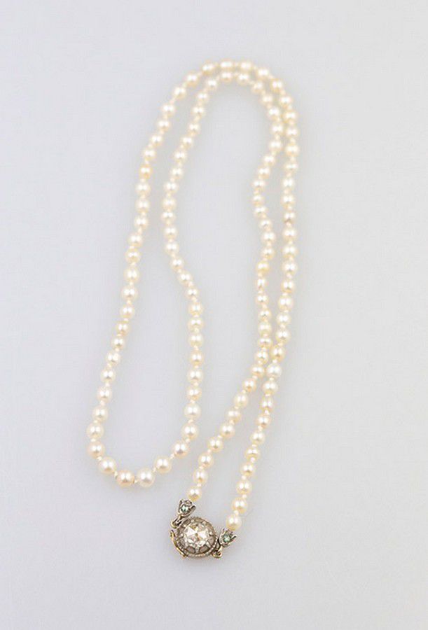 Graduated Natural Pearl Necklace with Diamond Clasp - Necklace/Chain ...
