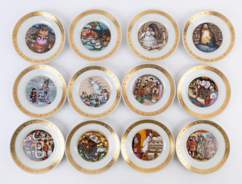 Royal Copenhagen Hans Christian Andersen Collector's Plates Set - Royal ...