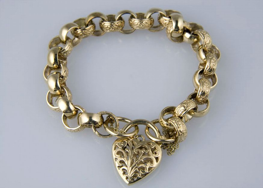 Engraved Heart Padlock Bracelet - 9ct Heavy Trace Link - Bracelets ...