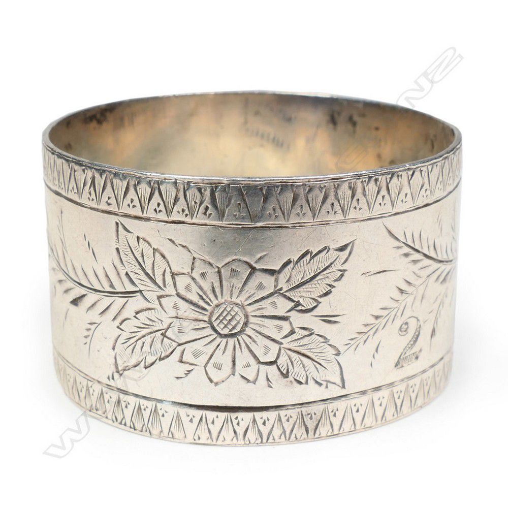 Floral Engraved Silver Napkin Ring by B. Petersen & Co - Serviette ...