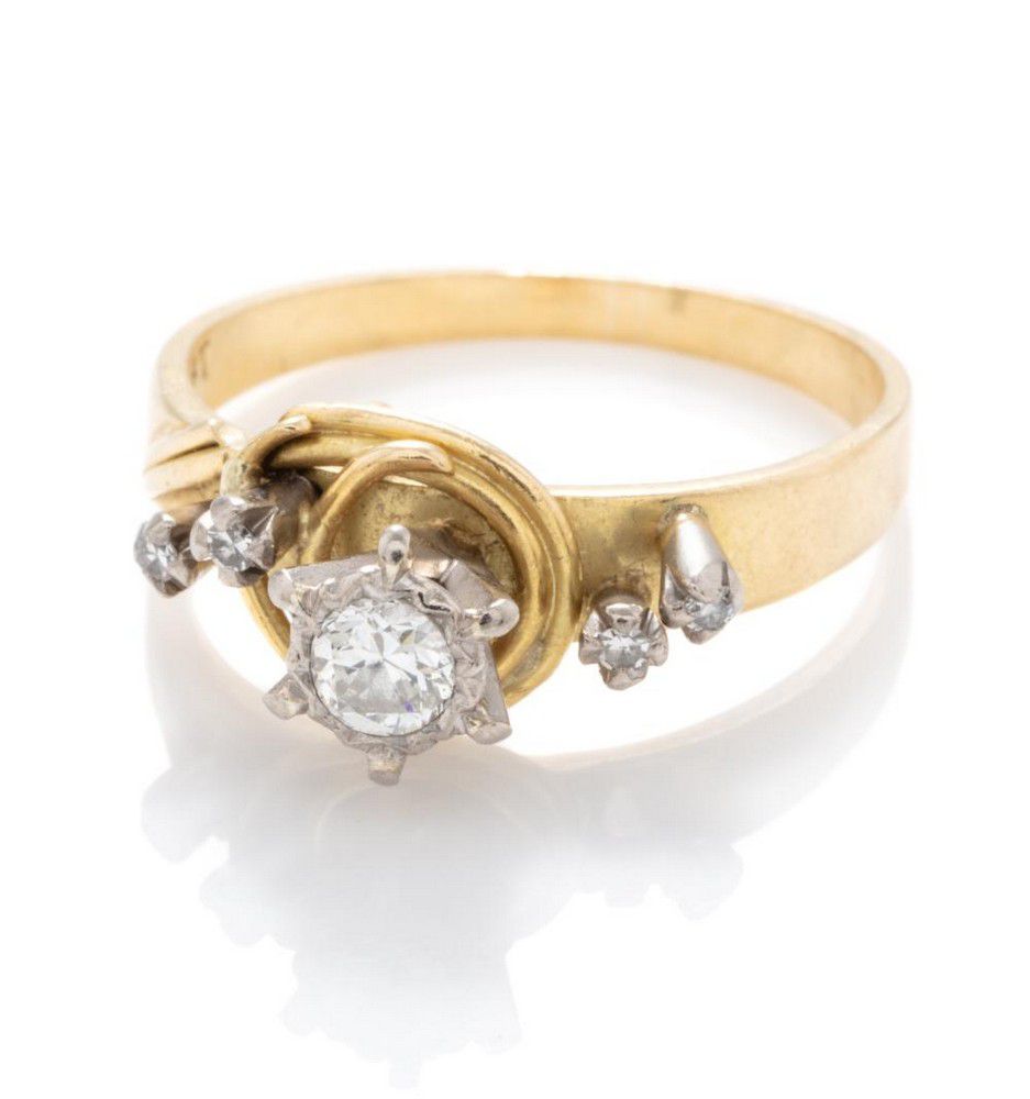18ct Gold Diamond Ring with Illusion Set Diamond - Rings - Jewellery
