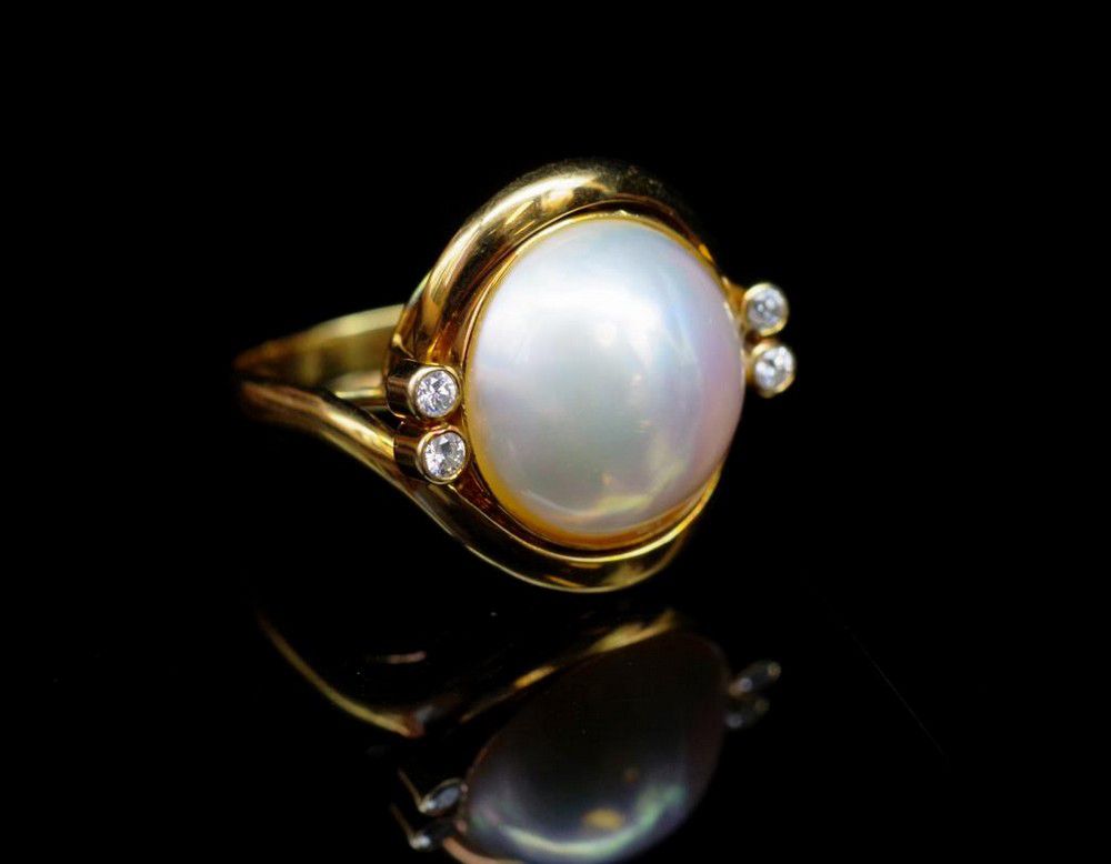 14k Mabe Pearl, Diamond & Yellow Gold Ring, Size R - Rings - Jewellery