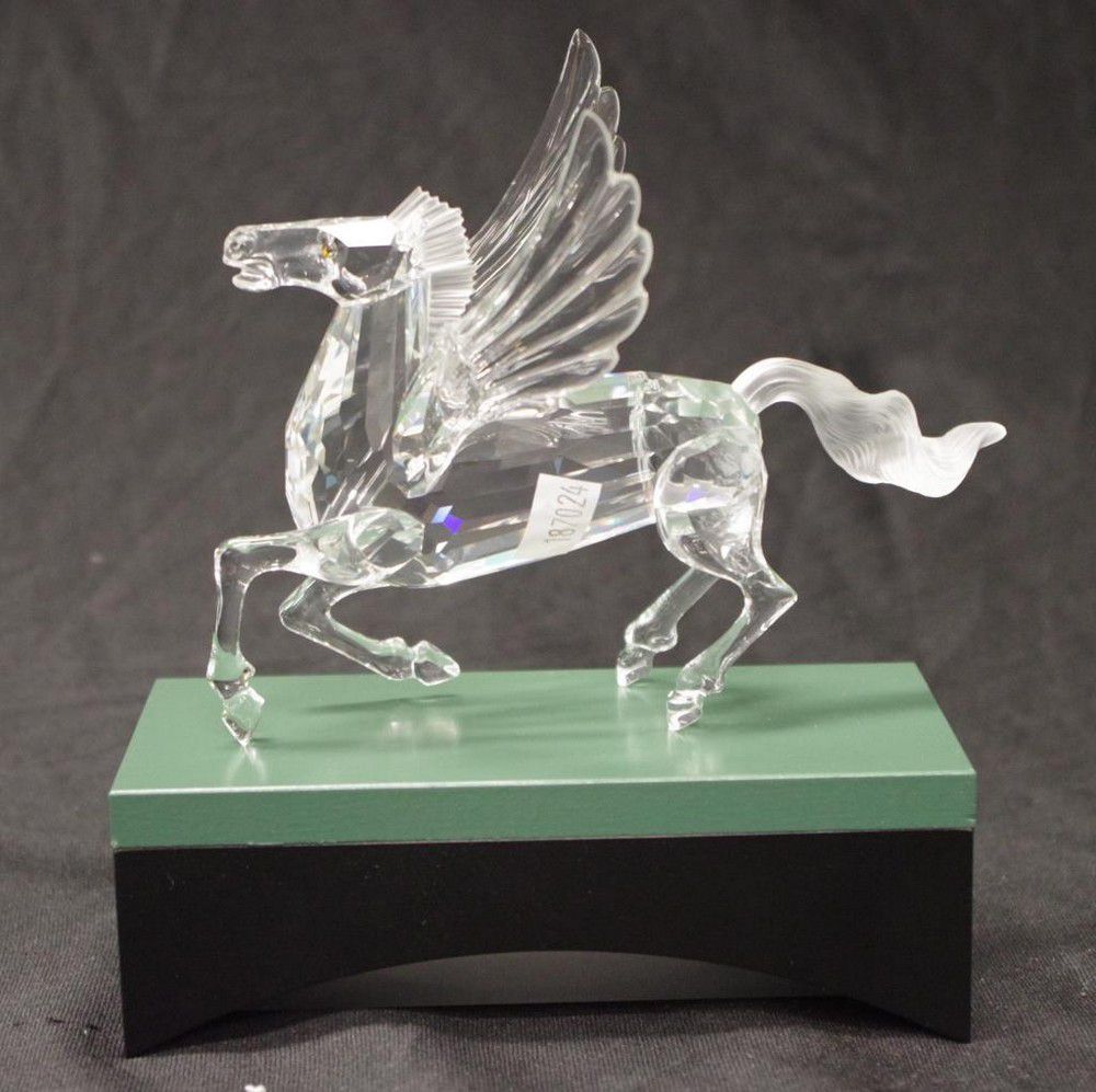 Swarovski Crystal 1998 annual Pegasus figurine European Glass