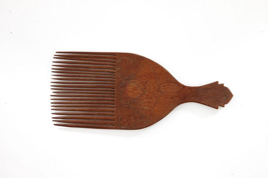 Rich Brown Fijian Comb - Classic Traditional Design - S/E Asia, Oceania ...