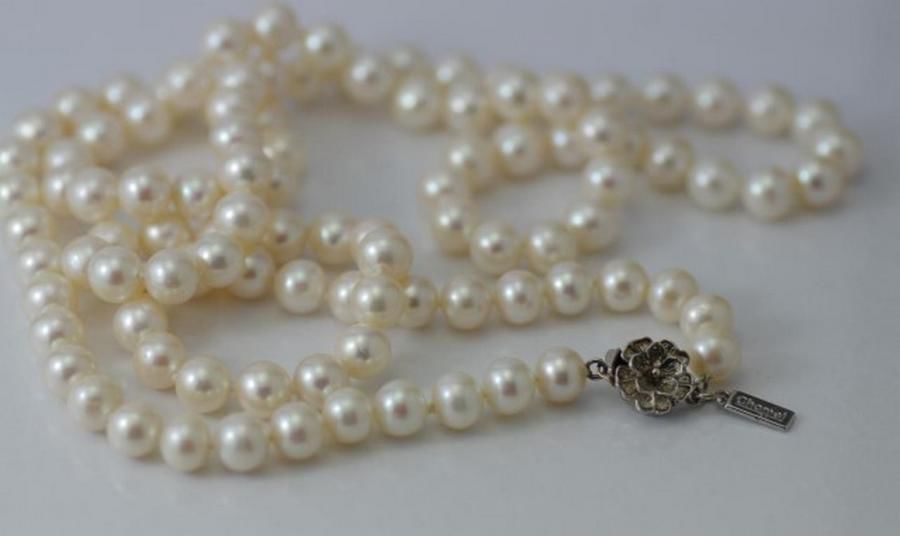 Chomel Opera Pearl Necklace - Necklace/Chain - Jewellery