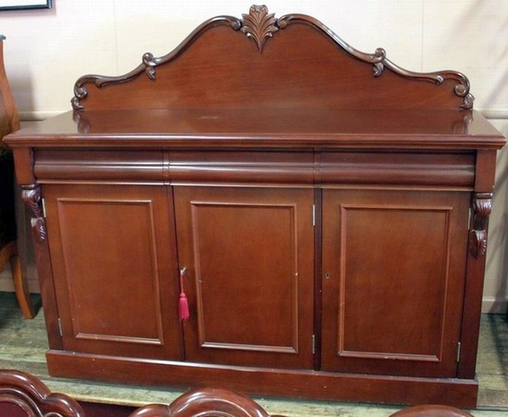 Victorian Mahogany Sideboard with Drawers and Doors - Cabinets ...