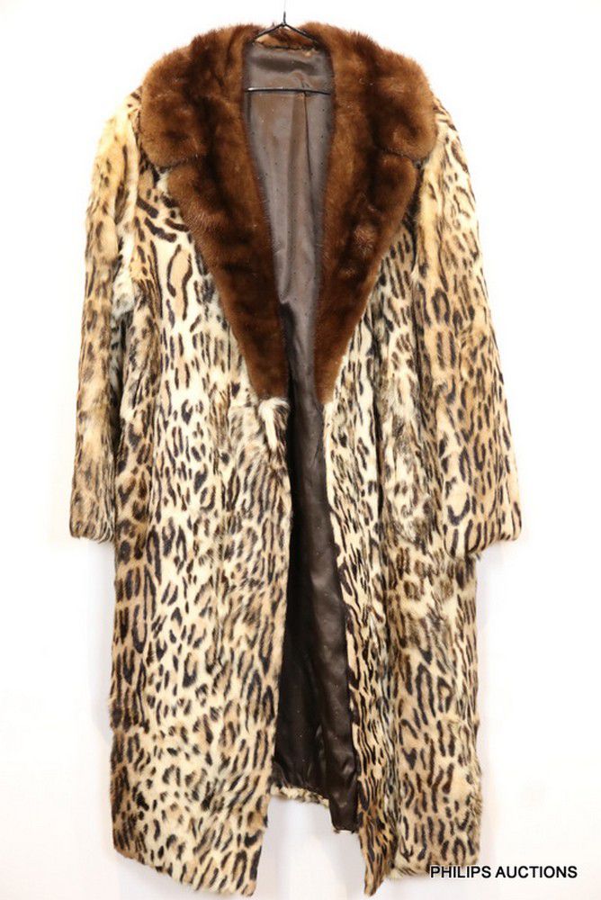 Long Cheetah Fur Coat with Mink Collar - Furs - Costume & Dressing ...