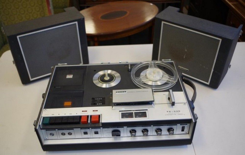 Sony TC-330 Stereo Reel-to-Reel Tape Player and Cassette Deck