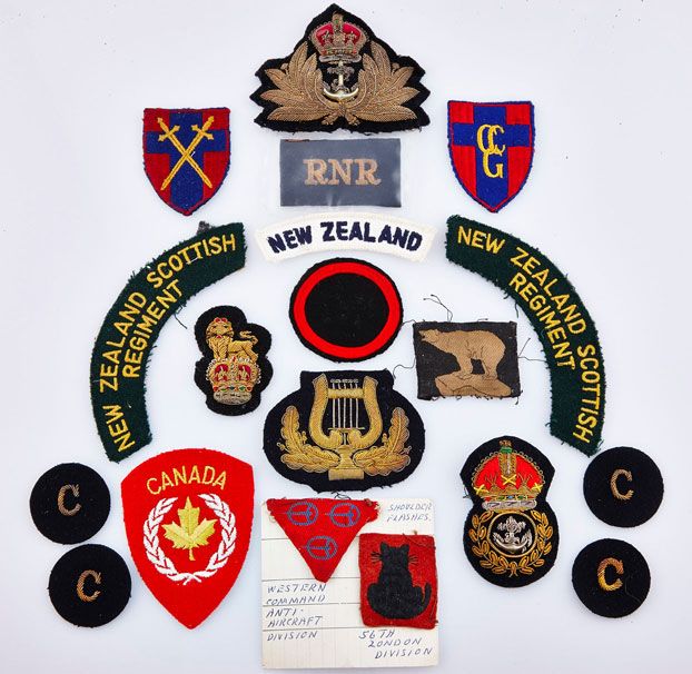 Military Cloth Badges and Shoulder Titles - Medals, Badges, Insignia ...