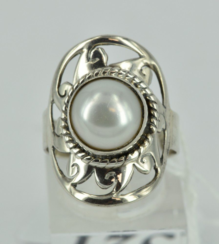 Silver and Pearl Ring, Size R, 5.9g - Rings - Jewellery