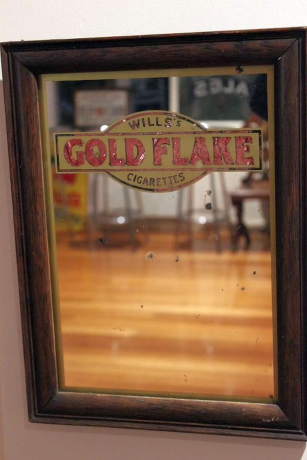 Wills Gold Flake Cigarettes Mirror - Cards - Cigarette & Trade ...