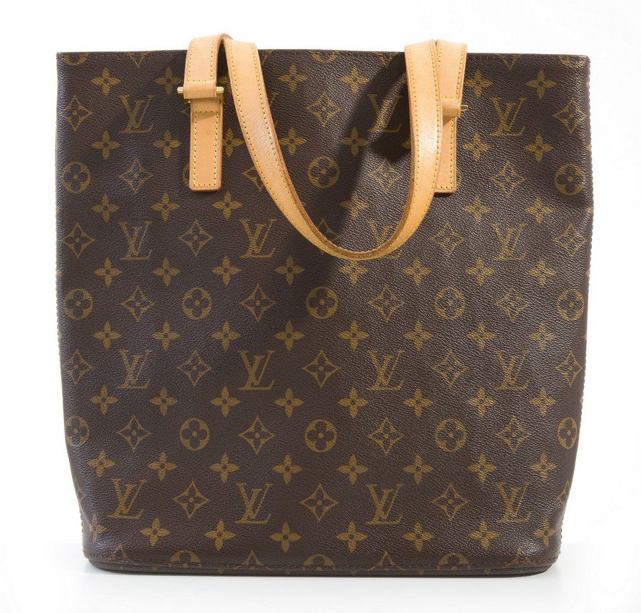 Louis Vuitton Monogram Bucket Bag with Tan Leather Trim - Luggage &  Travelling Accessories - Costume & Dressing Accessories