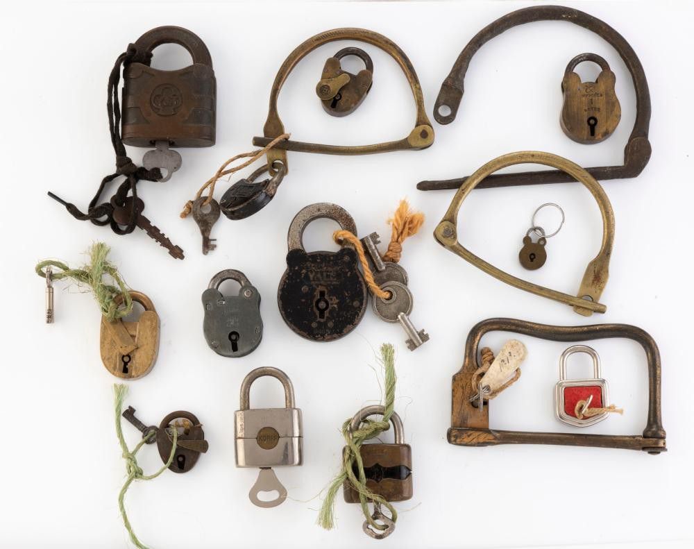 antique-vintage-padlocks-and-locks-luggage-travelling-accessories